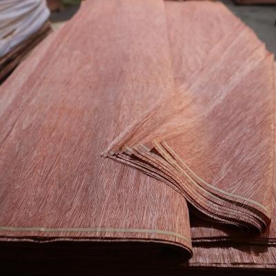 China Furniture Face Veneer Bintangor Wood Decorative Laminate for sale