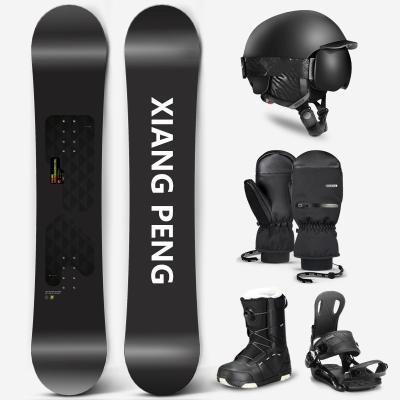 China 2022 Solids Wholesale Snowboarding Game Winter Sport Customized Wooden Box Snowboarding Set for sale