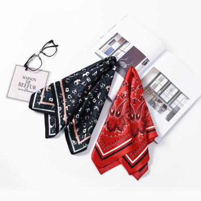 China Customized daily life new brand design famous brand scarf trend polyester square digital printing scarf for sale