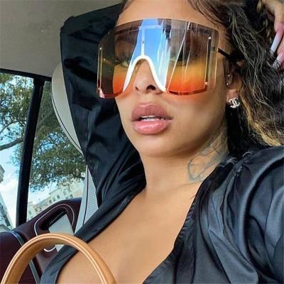 China Fashion Sunglasses Frame Women Big Shape Sunglasses Rimless Luxury Women Oversized 8220 Sun Glasses Custom Fashion Trendy Women for sale