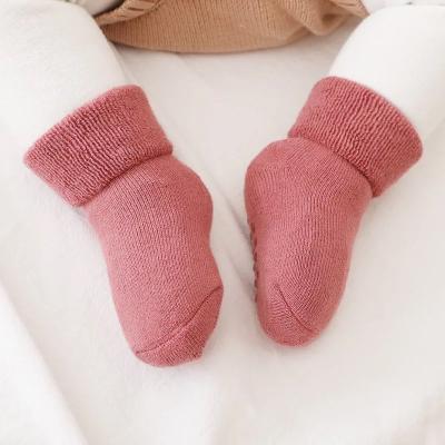 China Kids Boys Daily QUICK DRY Girls Combed Cotton Shorts Socks Solid Color Soft Kids Baby Boy Girls Daily Socks for sale