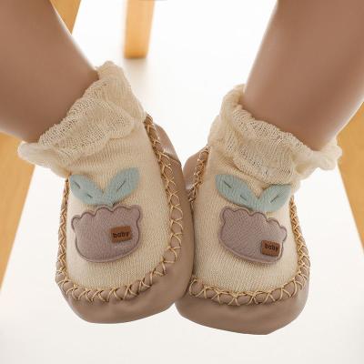 China Solid Color QUICK DRY Cotton Anti-skid New Arrival Decoration Baby Sock Animal Shoes for sale