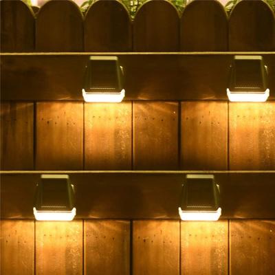 China Outdoor Waterproof Garden Plant Wall Lamp Solar Activated Garden Led Solar Wall Light for sale