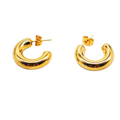 China Fashionable luxury vacuum plating earrings cc shape 18k stainless steel circle non-fading gold plated earrings for sale