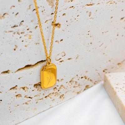 China Trendy Fashion Trendy Gold Plated Retro Bestselling Geometric Square Flower 18k Stainless Steel Pendant Necklace for sale