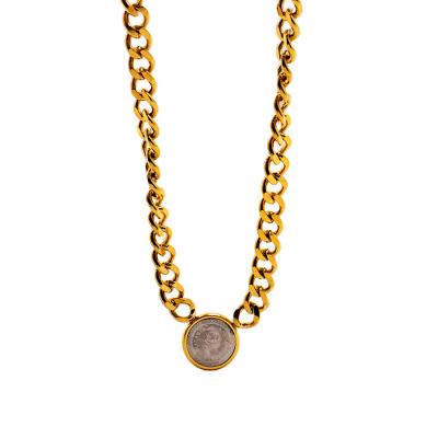 China Wholesale CLASSIC Luxury 1998 Elizabeth Australia Gold Coin Necklace Stainless Steel Jewelry Retro Latest for sale