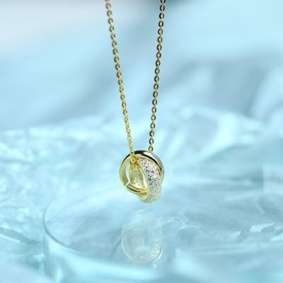 China New FASHIONABLE double-ring snapping necklace 925 sterling silver gold plated for ladies exquisite high-end clavicle chain for sale