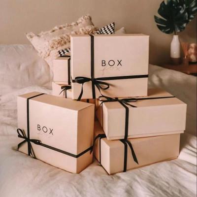 China Recyclable Christmas Gift Box Custom Private Label and Elegant Ribbon for Wedding Birthday Party Promo Day Sky and Earth Cover Box for sale