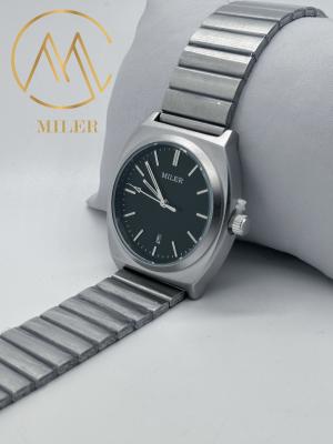 China LOGO personalizado Reloj de pulsera de cuarzo con cierre de hebilla Encanto OEM y Encanto en venta