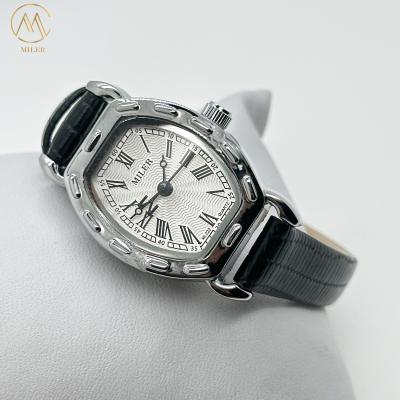 China Relógio Análogo Branco Dial Lady Quartz Relógio de Moda Relógio de Couro Negro à venda