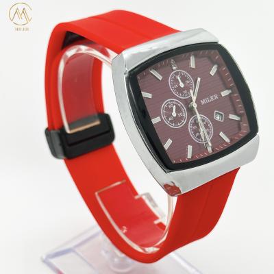 China Water Resistant Men's Silicone Watches Quartz Movement Custom Logo for sale