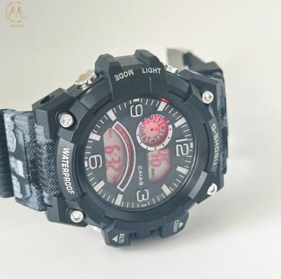 China Durable Silicone Band Mens Watch Tear Resistant Digital Wrist Watch for sale