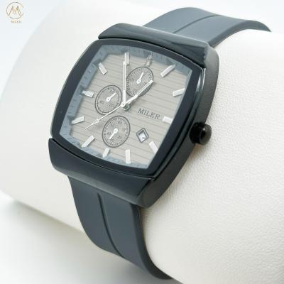 China Hombres de negocios de estilo de moda Reloj de muñeca de cuarzo con correa de silicona en venta