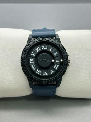 China Warm te verkopen kwarts horloge nieuw ontwerp modern kwarts polshorloge voor mannen Te koop