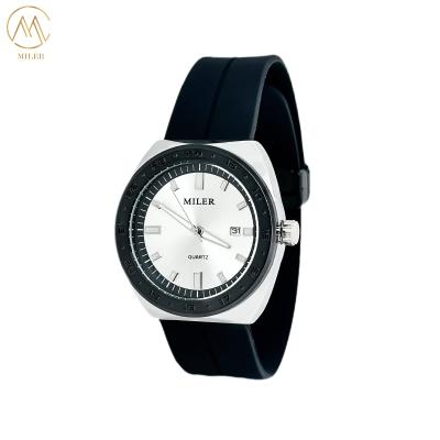 China Fashion Casual Business Quartz Life Waterdicht Auto Date Display Quartz polshorloge met siliconen stra Te koop