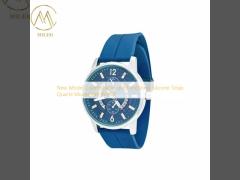 New Model Comfortable and Functional Silicone Strap Quartz Movement Watch 