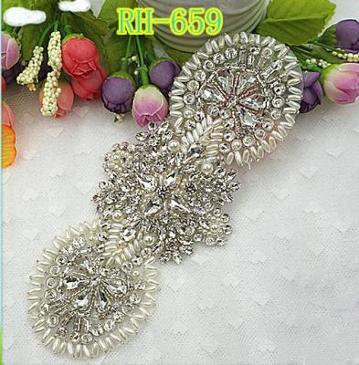 China Cheerfeel Wedding Dress Wholesale Crystal Applique Wedding Sash Patches Handmade Garter Bridal Applique RH659 for sale