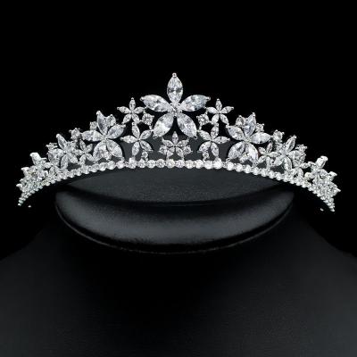 China Green Bridal Crown Princess Tiara Headband Costume Party Accessories Wedding Party Crowns and Tiaras New For Birthday Wedding Zircons Tiara For Women for sale