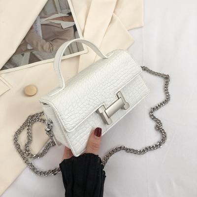 China Fashion Customs Metal Logo Spring New Design Cheap Price Wholesale Good Quality Women Handbags Lady Handbags for sale