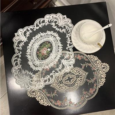 China 1pc Stocked For Dining Table Embroidery Craft Place Mat European Style Lace Insulation Dish Mat Anti-scald Coaster Table Pads for sale