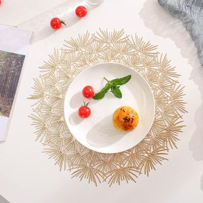 China Plastic Table Stocked Mat Round Placemat Eco-Friendly Cloth Kitchen PVC Dinner Wedding Place Mat Restaurant for sale