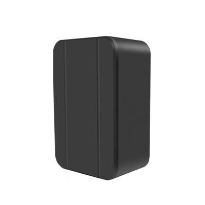 China Pequeño vehículo portátil negro GPS Tracker 1200mAH Recargable 4G GPS personal Tracker en venta