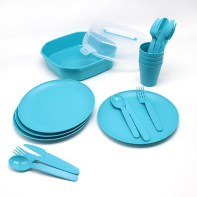 China Stored Portable Reusable Plastic Outdoor Picnic Tableware Camping Tableware Set Include Knife Fork Spoon Dish Tableware for sale