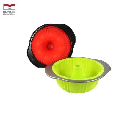 China Sustainable Factory Wholesale Grade Food Safety Non-Stick Silicone Bundt Pumpkin Mold Baking Tools With Carbon Steel Rims for sale