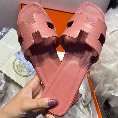 China Fashion Trend Ladies Shoes Logo Sandals Mouth PU H Slide Outdoor Casual Flat Ladies Slippers Flat Sandals Custom Made for sale