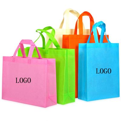 China Cheap Reusable Non Woven Handled Tote Bags Customized Recyclable Fabric Shopping Carry Bag pp Bag With Logo for sale