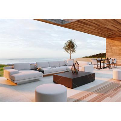 Cina Modern Waterproof Outdoor Modular Sectional Patio Sectional Sofa With Coffee Table Garden Aluminum Frame Furniture Set in vendita