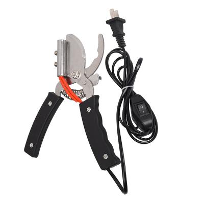 China Farm Safety, Health and Hygiene Pig Tail Disconnected Electric Pig Tail Removal Tool Hog Tail Docker for sale