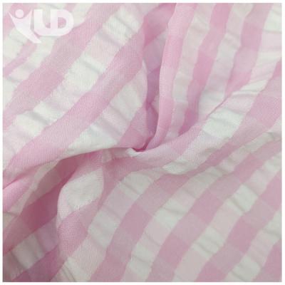 China Hot Selling 100% Polyester Yarn-Dyed Waterproof Bubble Checked Home Textile Fabric for sale