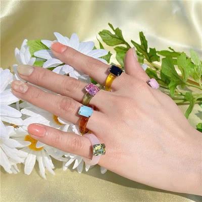 China 2021 New Vintage TRENDY Colorful Shiny Transparent Acrylic Crystal Glass Square Cocktail Ring for Women Girls Party Jewelry for sale