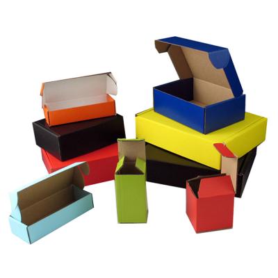 China Recycled Materials Custom Design Corrugated Cardboard Mailer Paper Box for sale