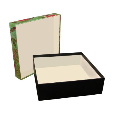 China Recycled Materials Luxury Empty Flower Gift Box Cardboard Custom Logo Printed for sale