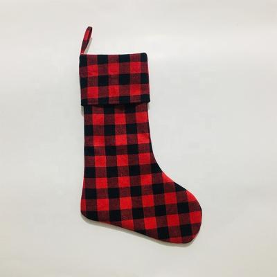 China High Quality Eco-Friendly Reusable Amazon Hot Selling Buffalo Plaid Christmas Gift Socks Stocking Bag Christmas Hanging Stockings With Hook for sale