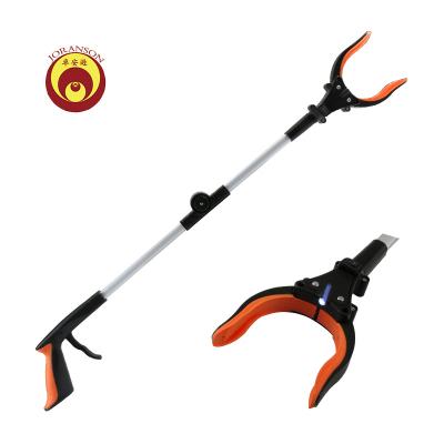 China Pick up garbage aluminum tube reacher extend reacher grabber tool for elderly people for sale