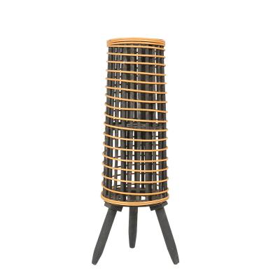 China Unique Art Decoration Easter Brown Candle Holder Home Willow New Family Wicker Decoration Modern Cylindrical Lantern Decorative Candlestick for sale