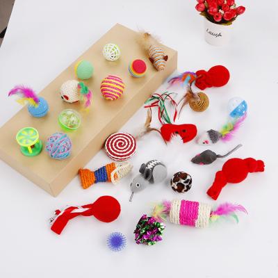 China Lovely Viable Fake Mouse MOQ1 Pet Cat Toys Mini Funny Playing Puzzle Toys for sale