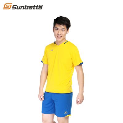 China Anti-wrinkle Sunbatta Sportswear Guangzhou Football Jersey Set Men for sale