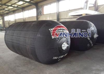 China Pneumatic Marine Rubber Boat Fenders Inflatable Floating port fenders for sale