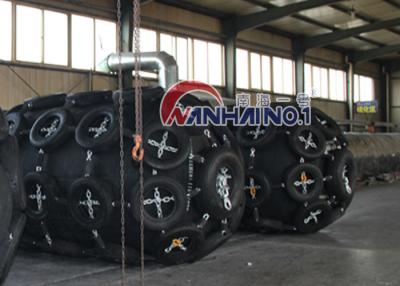 China Inflatable Cylindrical rubber fender Pneumatic Rubber for ship boat oil tanker for sale