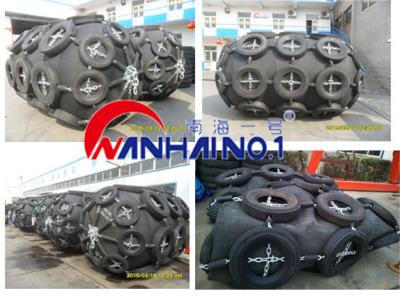 China Pneumatic Rubber Boat Fenders And Bumpers For Floating Dock With 80kpa for sale