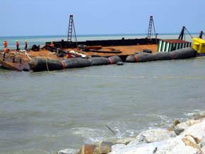 China De hoge Flexibele Mariene Bergingsluchtkussens voor Gedaald Schip bergen 1 - 300 Ton Drijfvermogen Te koop