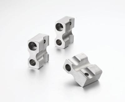 China TS 16949 and ISO 9001 Car Fuel Rail Parts , stainless steel Mounting Block for sale