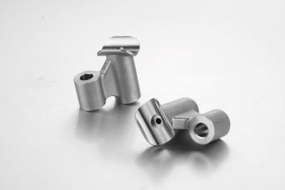 China Stainless steel 304 Mounting Bracket Cast For Fuel Rail System Components for sale