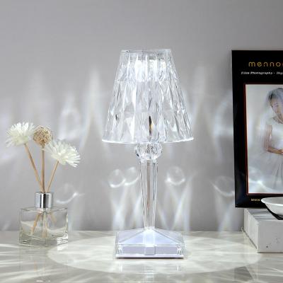 China Beautiful New Design Indoor Acrylic Diamond Acrylic Table Lamps Rechargeable Clear Touch Control Usb Desk Led Night Light for sale