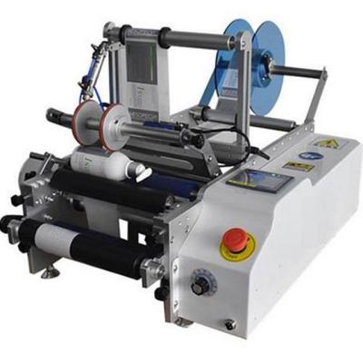 China New Type High Precision Low Price Round Beverage Bottle Labeling Machine Semi Automatic for sale