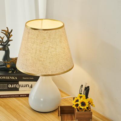 China Modern Stylish Design Modern Small Warm White Table Lamp With Touch Sensor for sale